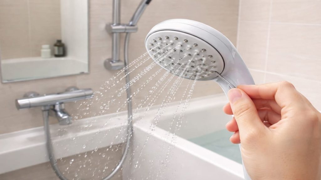Unit bath shower head clogged: 5 Checks (Fix uneven spray holes)